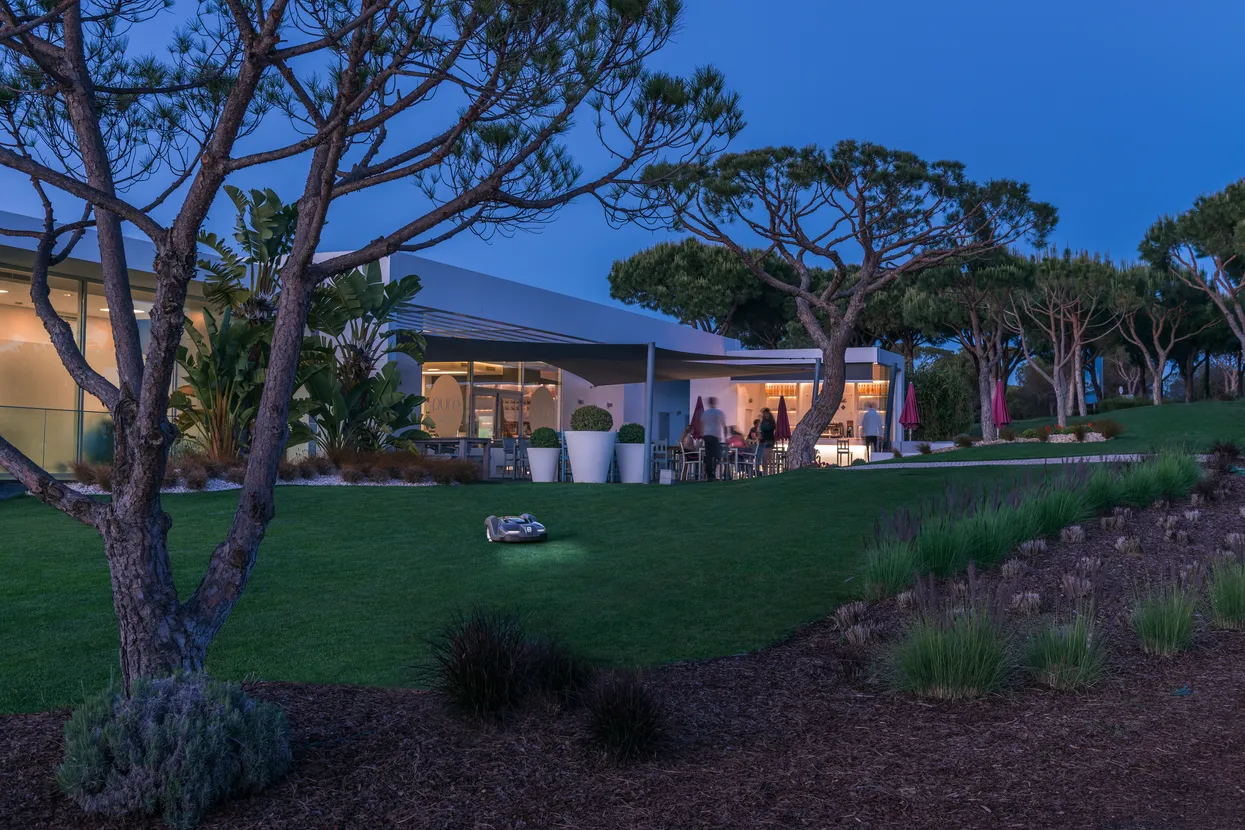 HUSQVARNA AUTOMOWER® 450X Roboter-Rasenmäher – Bild 4