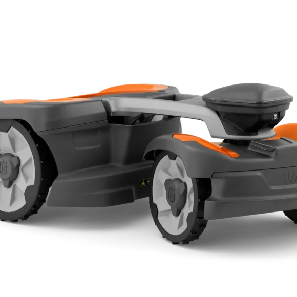 Alternative view of Husqvarna Automower® 535 AWD EPOS®