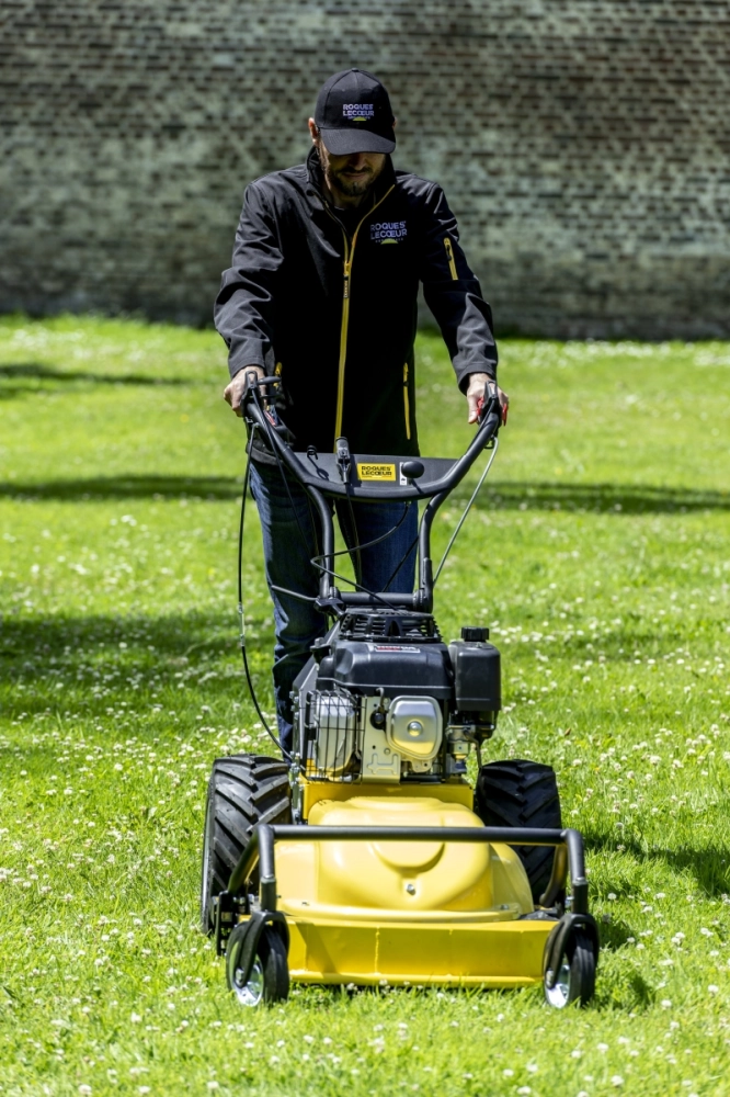 Roques et Lecoeur RL210H 4-Rad-Rasenmäher mit Honda-Motor – Bild 5